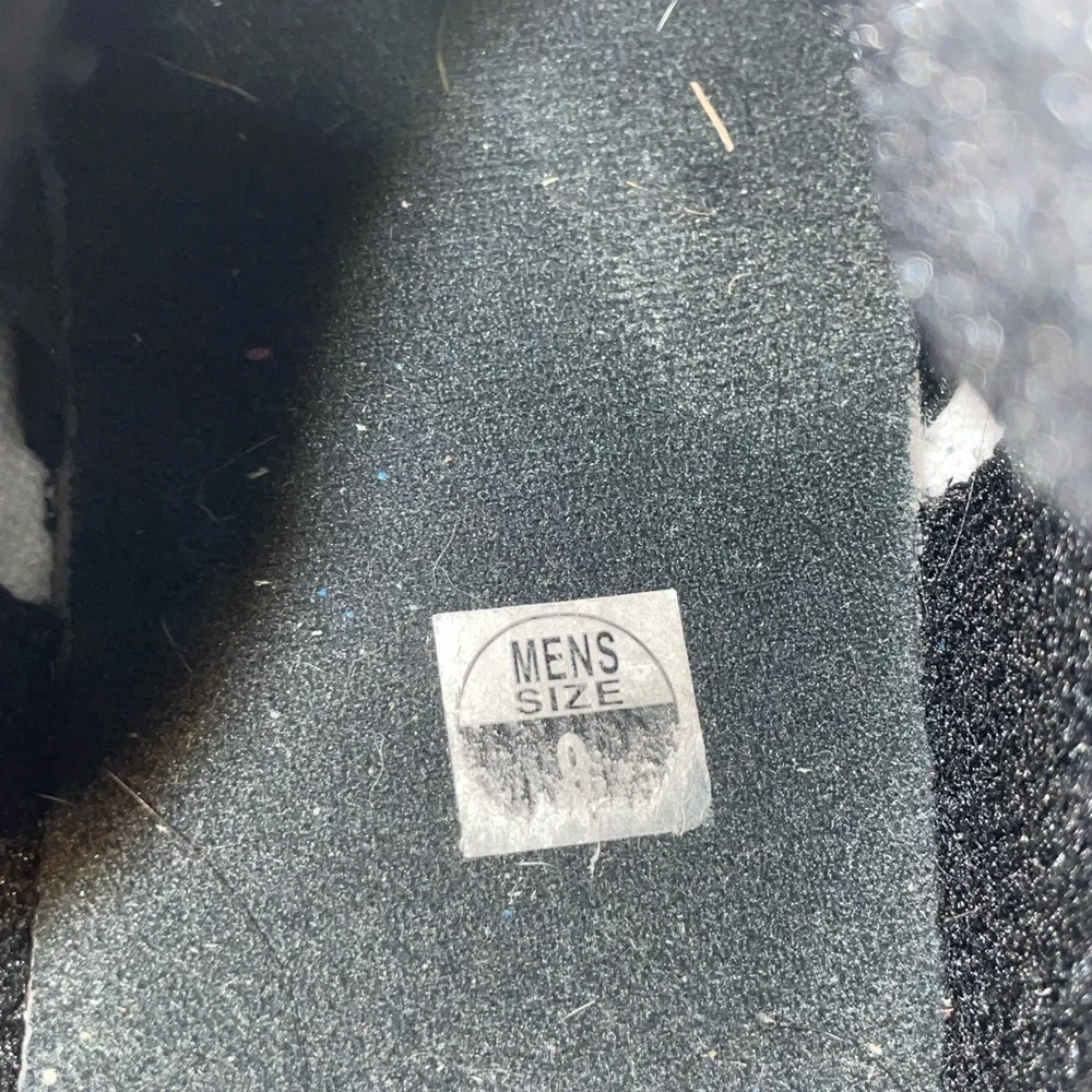 Selling some Jordan’s basketball or any use - Picture 4 of 8